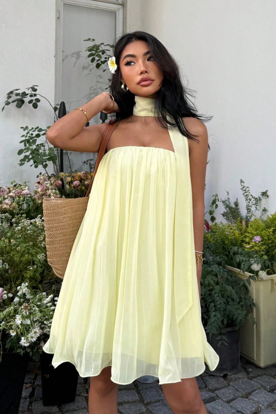 Aliya rynket bandeau-minikjole