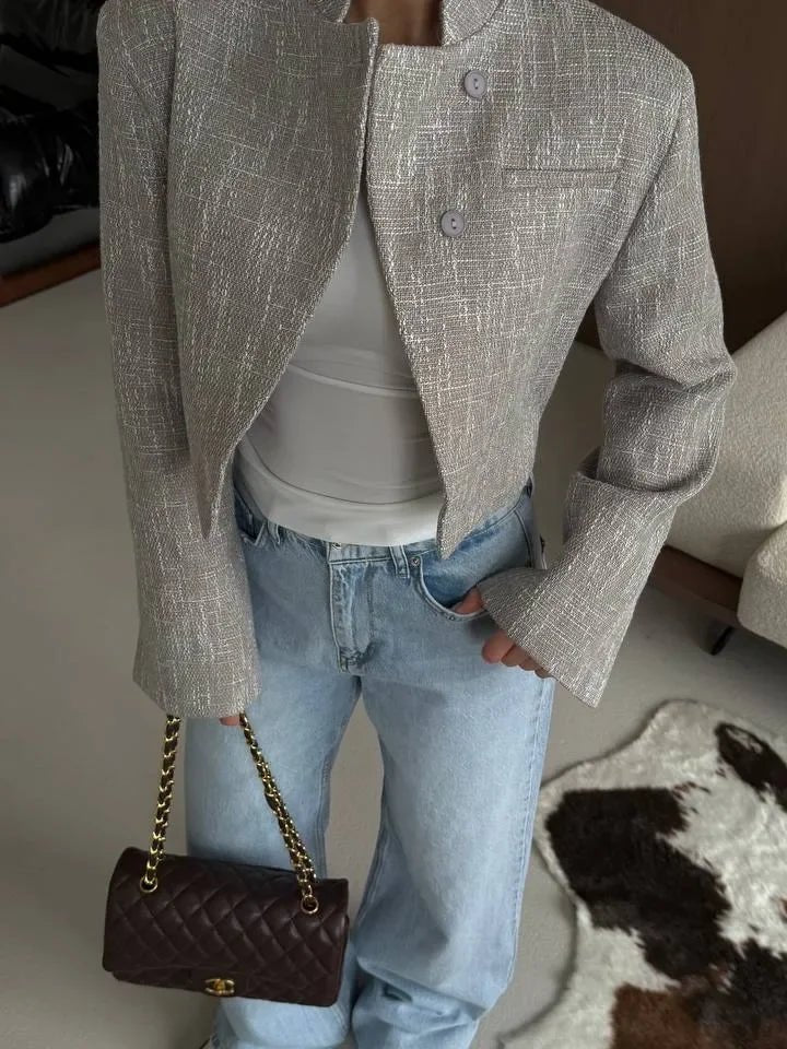 Anneliese kort blazer med knapper foran