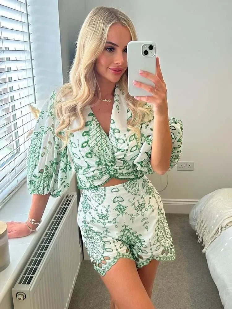 Aoife sæt med broderede shorts