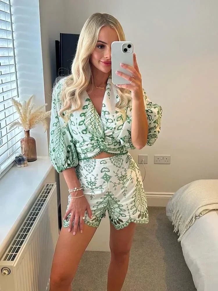 Aoife sæt med broderede shorts