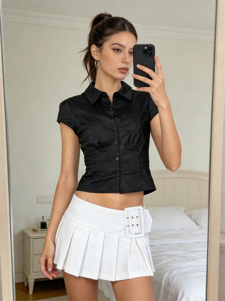 Ariana kort bluse med knapper