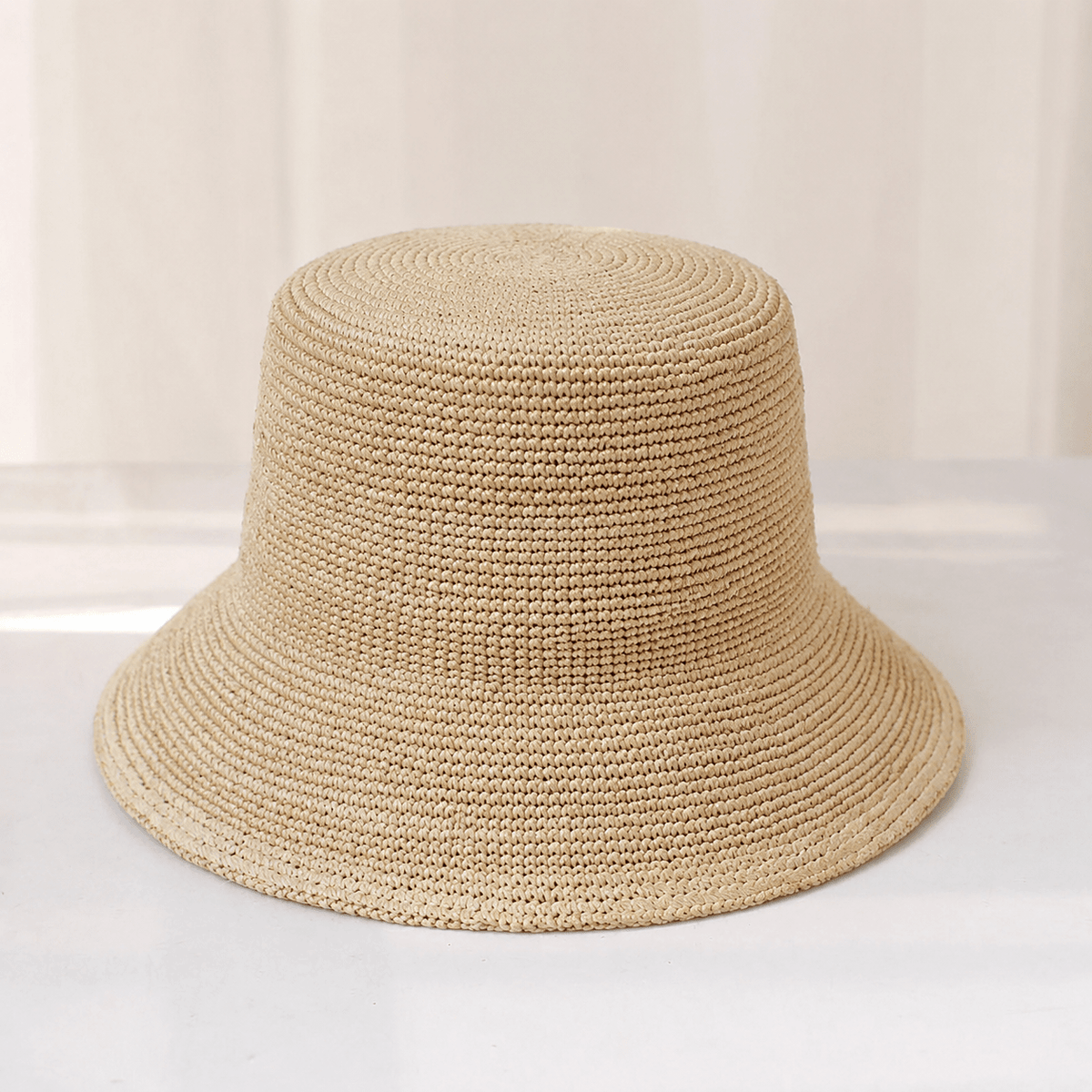 Ariel-bøllehat i raffia