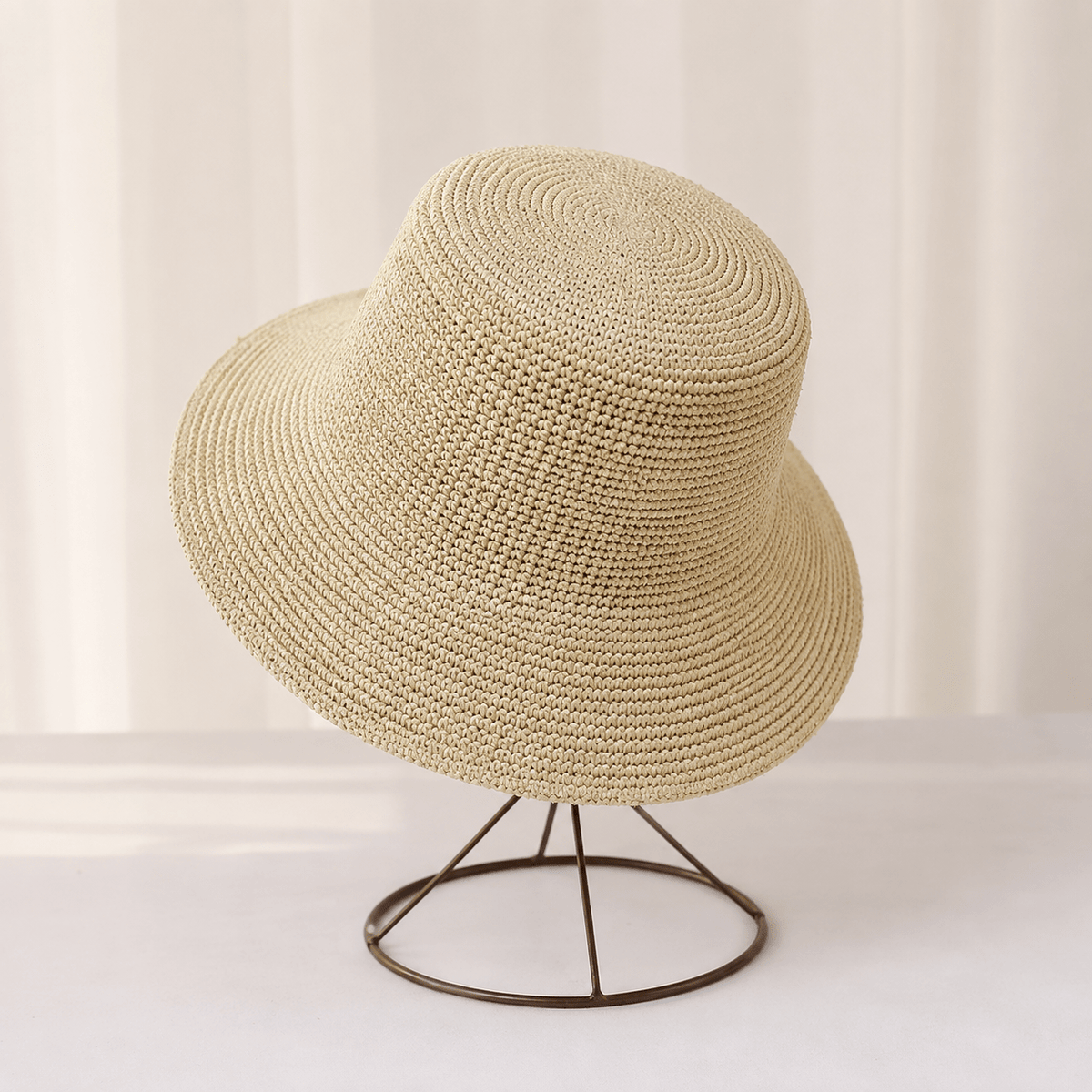 Ariel-bøllehat i raffia