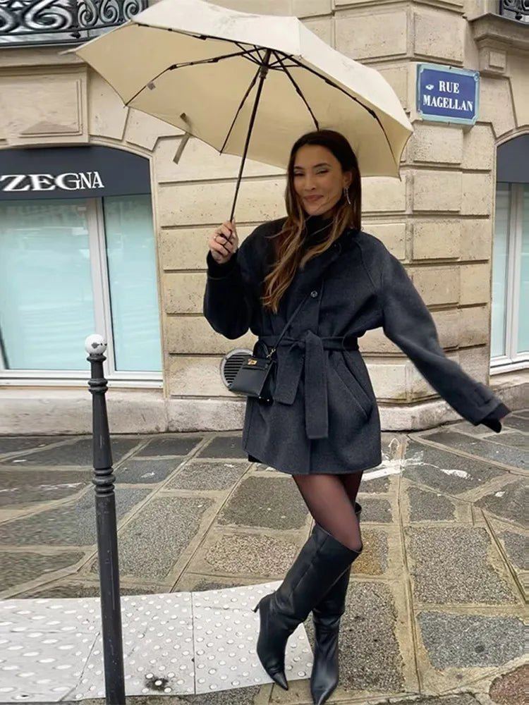 Ashley kort frakke med ståkrave