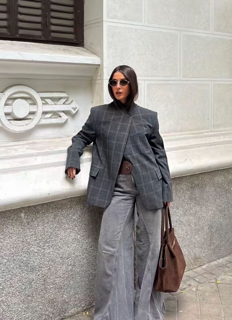 Aurelia ternet blazer med ståkrave