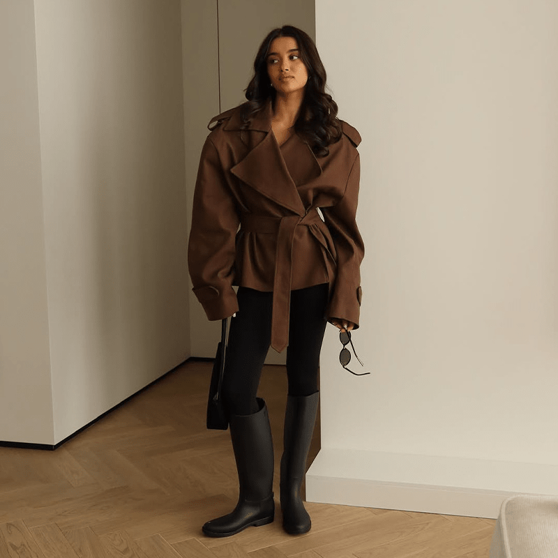 Barbara kort trenchcoat med bælte