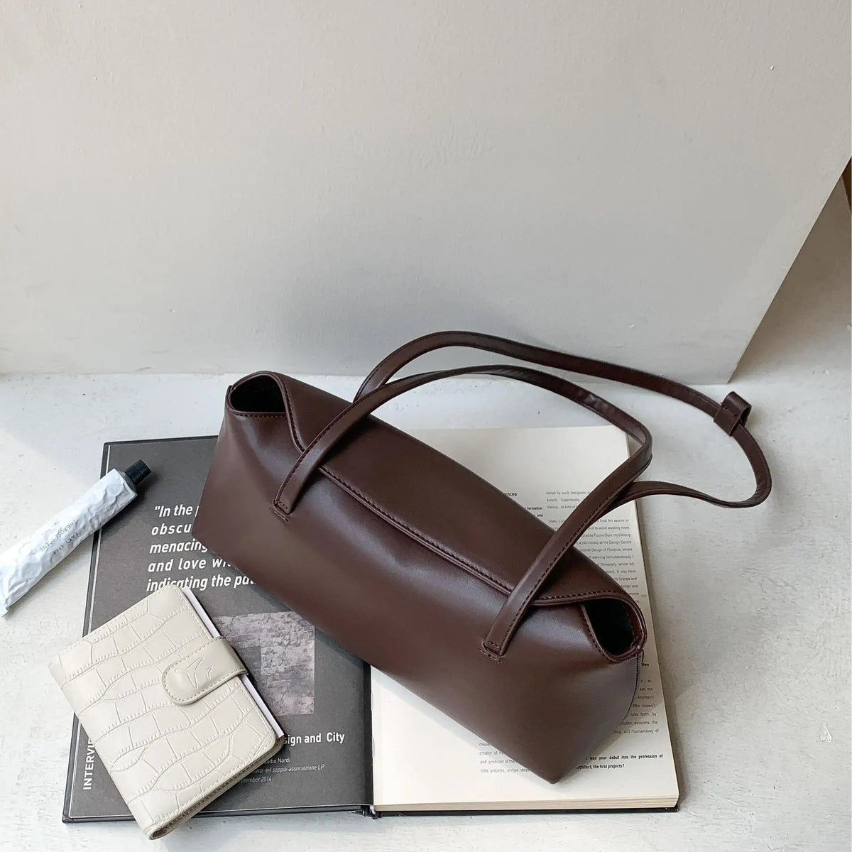 Bianca polstret shopper-skuldertaske