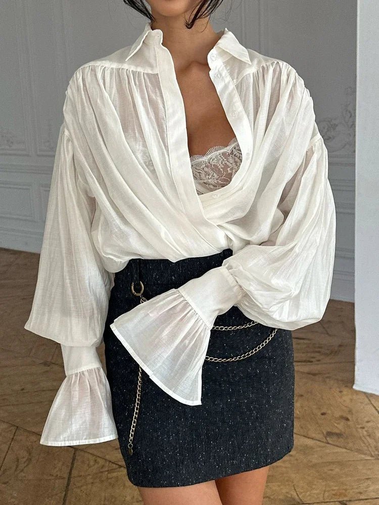 Brielle gennemsigtig bluse med knapper