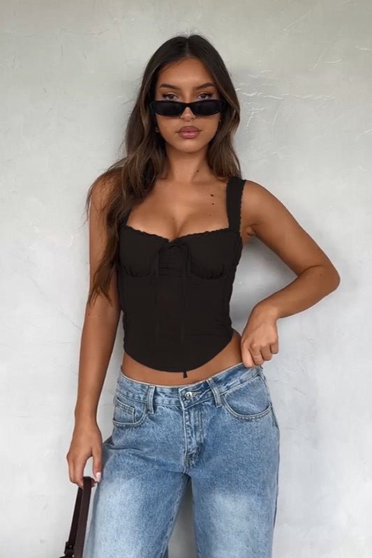 Celeste camisoletop med blondedetalje