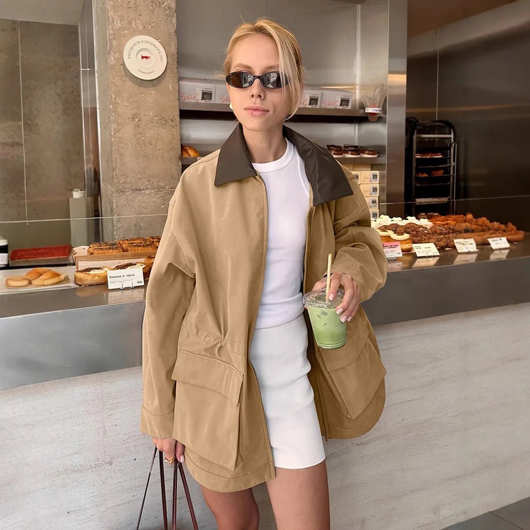 Christina kort trenchcoat med lommer