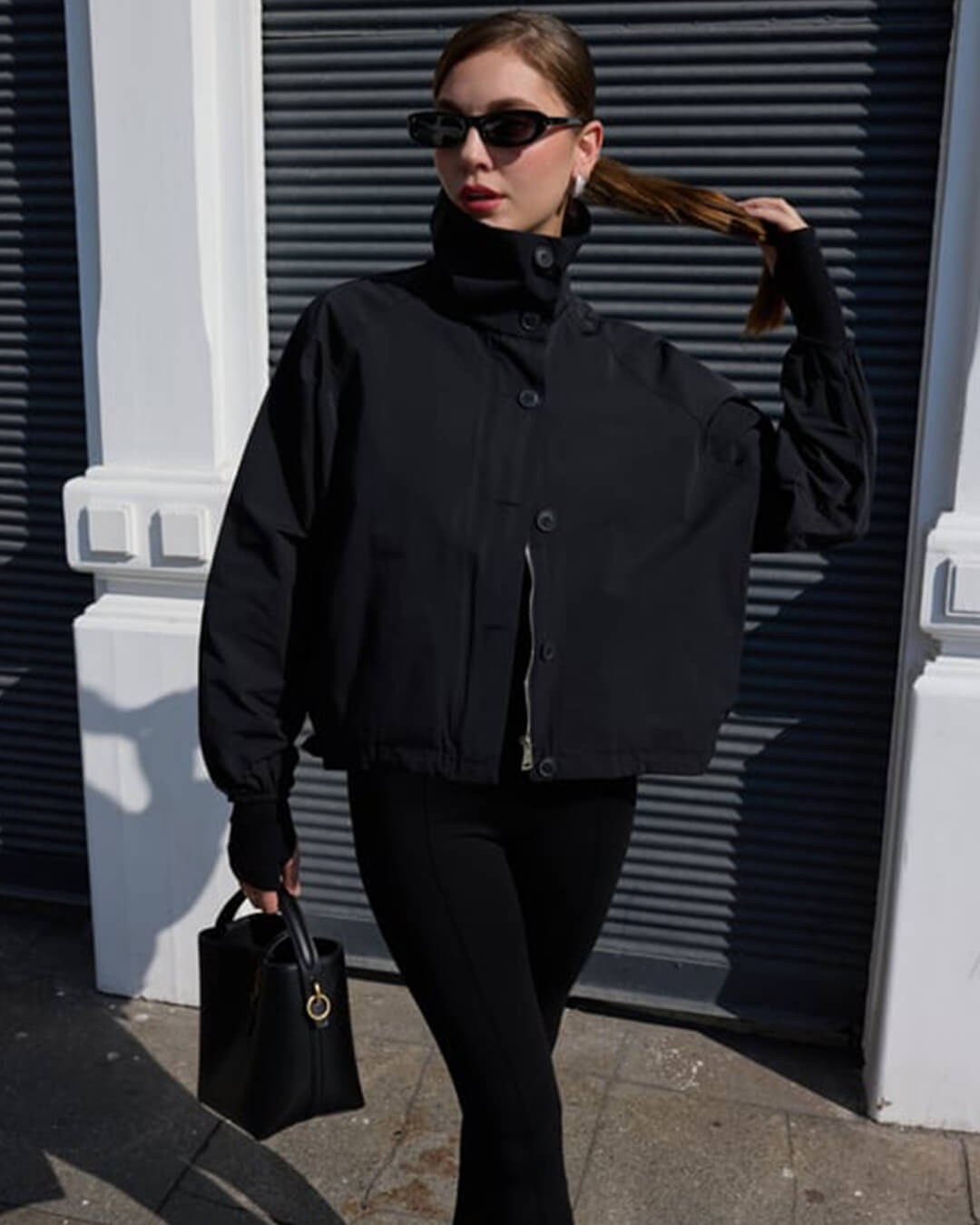 Clara jakke med høj hals