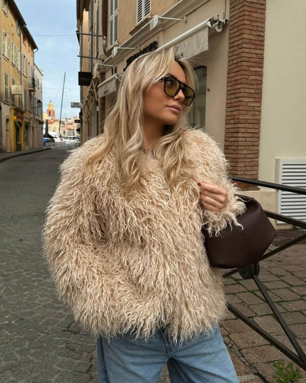 Elsie Kort frakke i fluffy imiteret pels