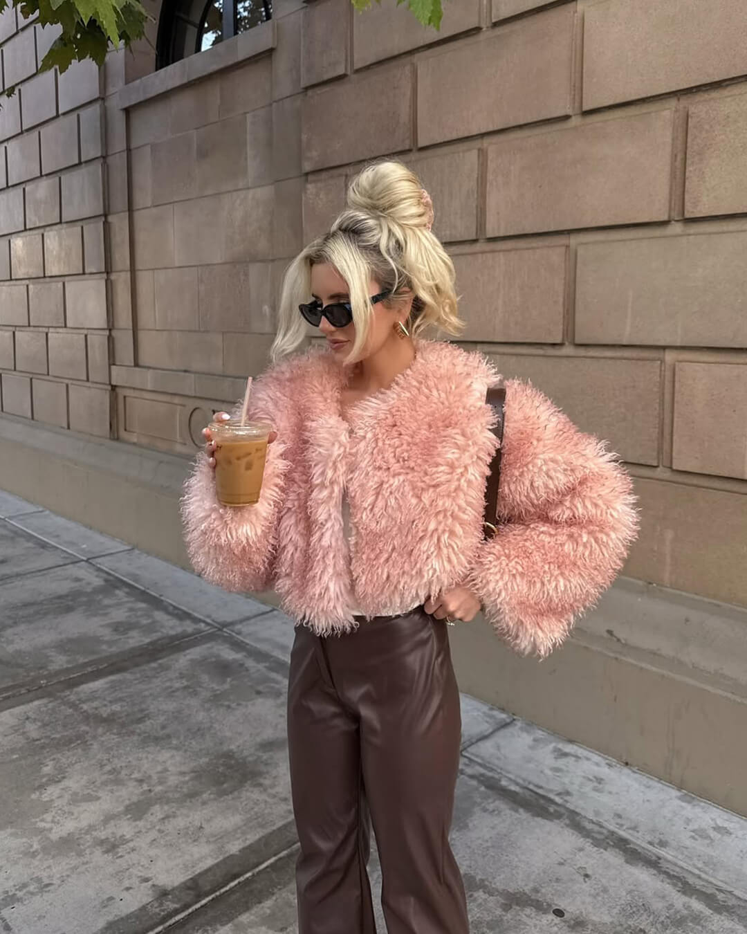 Elsie Kort frakke i fluffy imiteret pels