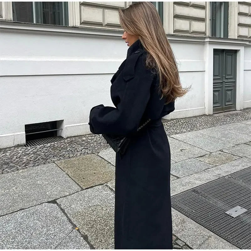 Trenchcoat Emma med snøredetaljer
