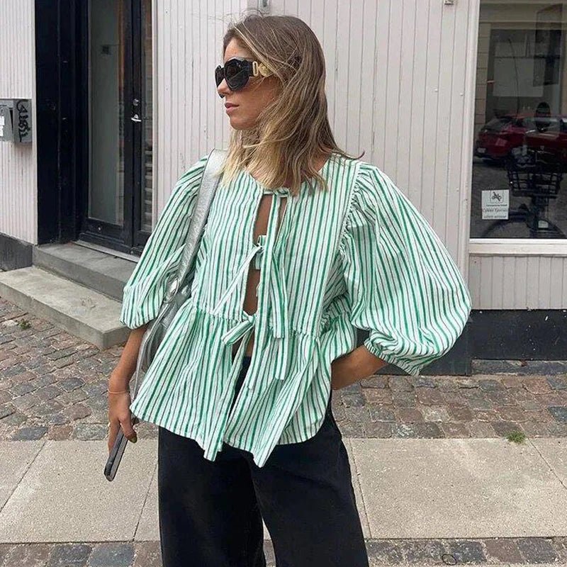 Emma stribet bluse med pufærmer