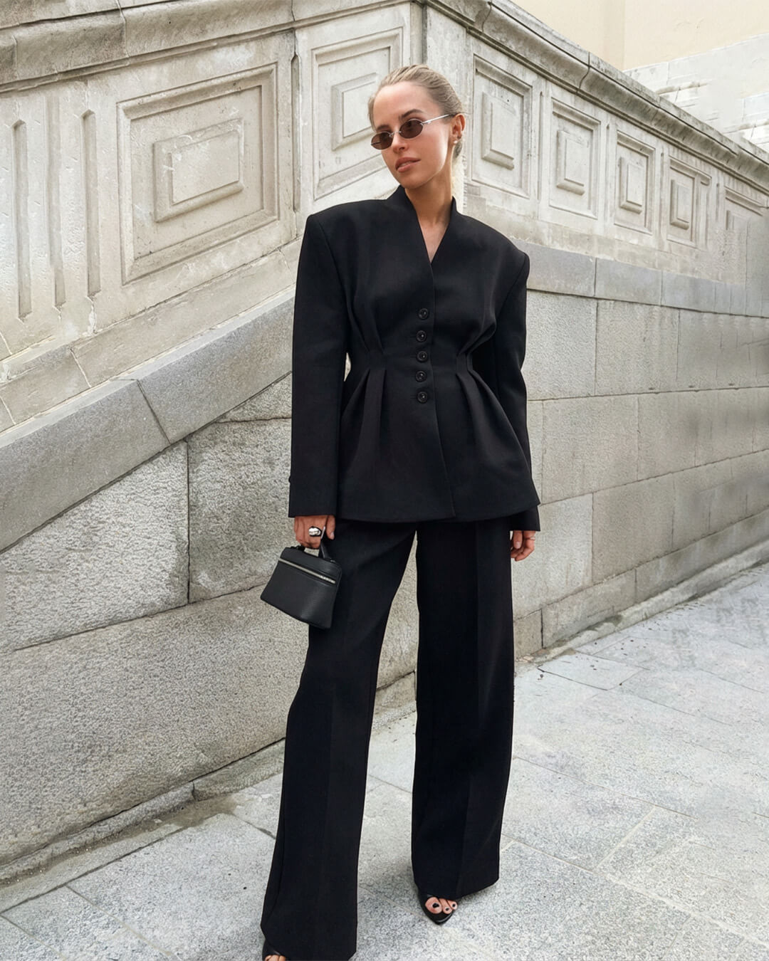 Empress blazer med rynket talje og V-hals