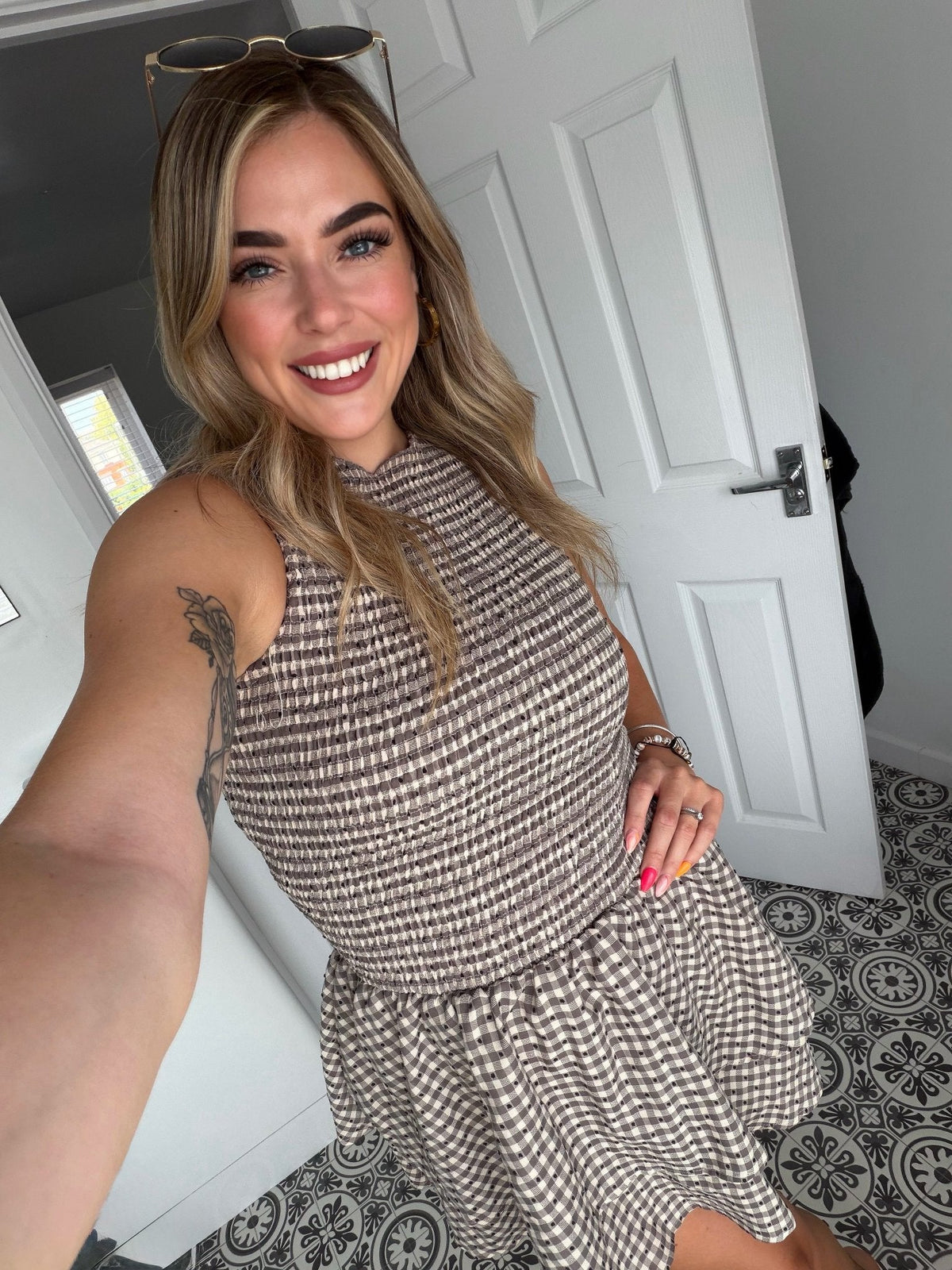 Hazel ternet minikjole med smock