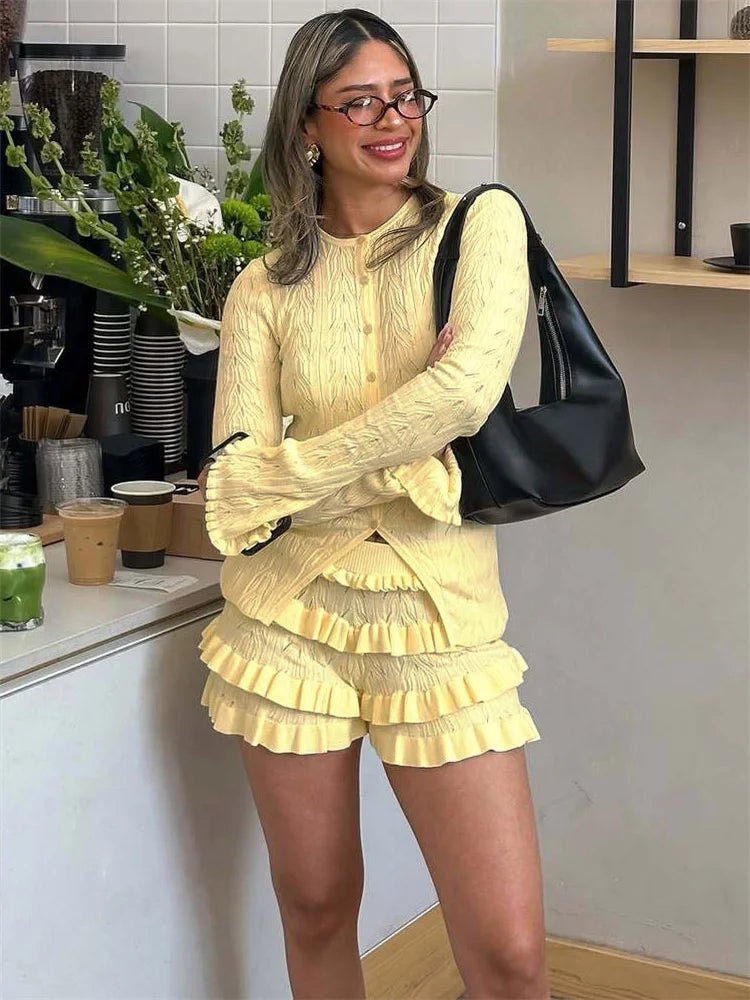 Isabel-strikket shorts-sæt med flæser