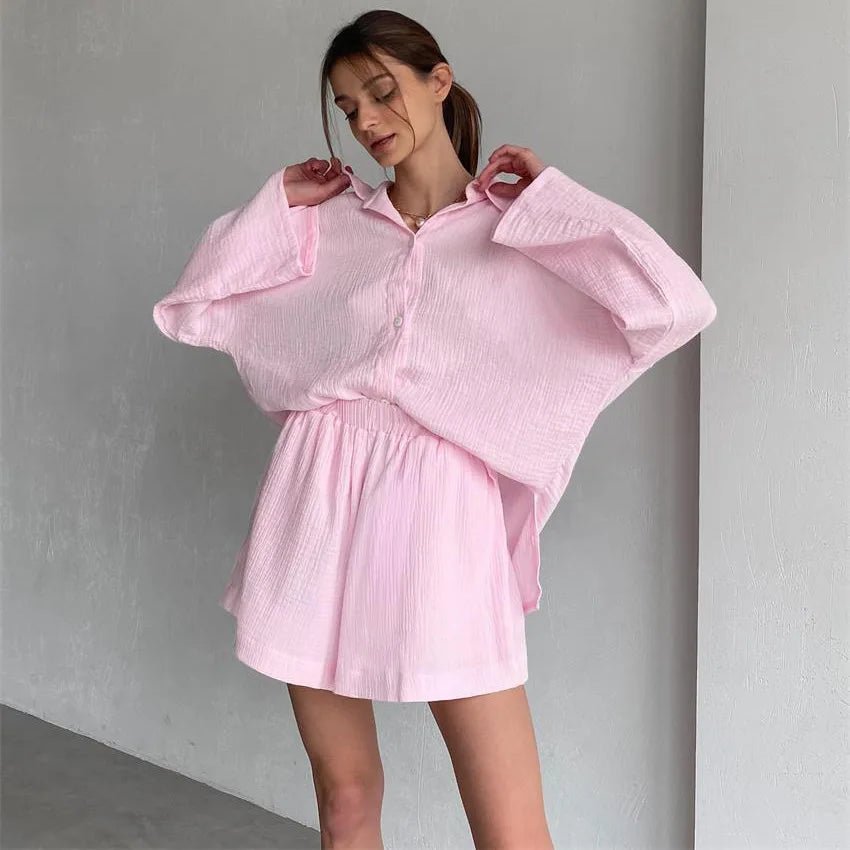 Jenna løst shortsset med langærmet bluse