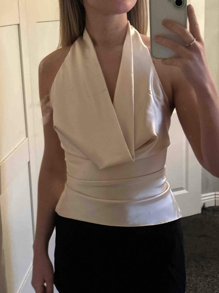 Jeriza tanktop med dyb udskæring og halterneck