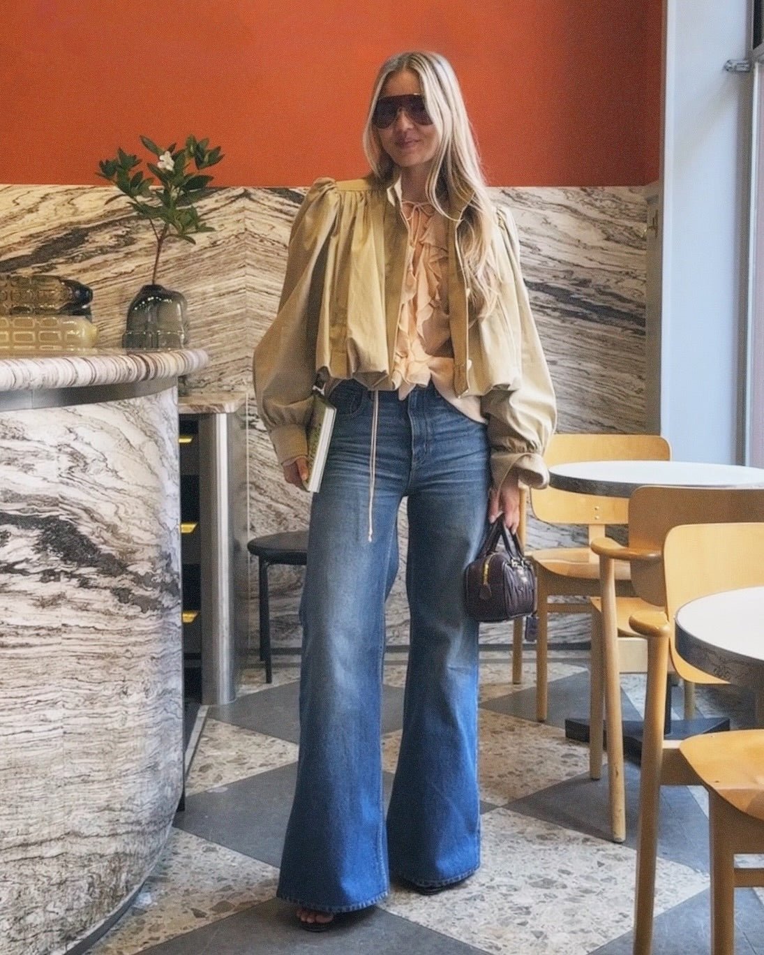 Karina kort plisseret jakke
