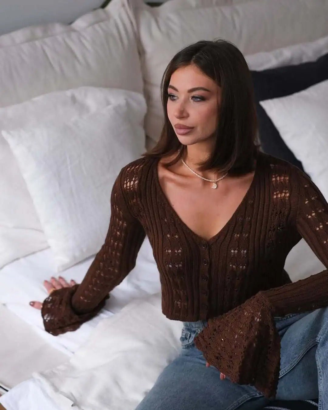 Kendall strikket cardigan med udskæringer