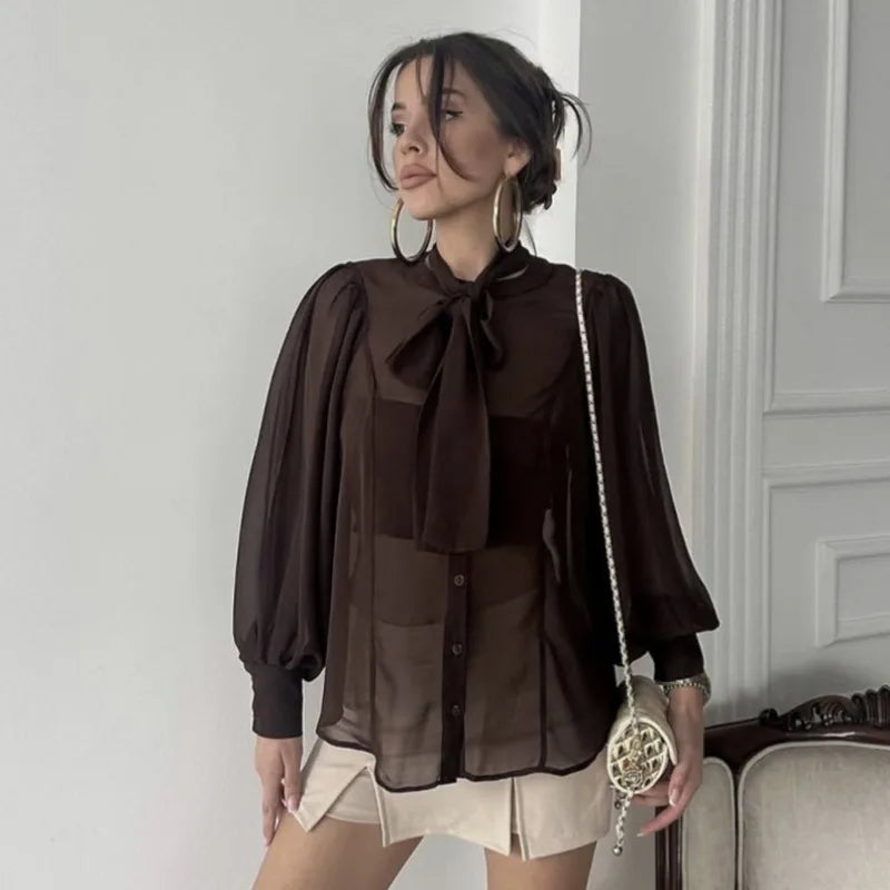 Flavia gennemsigtig sløjfebluse