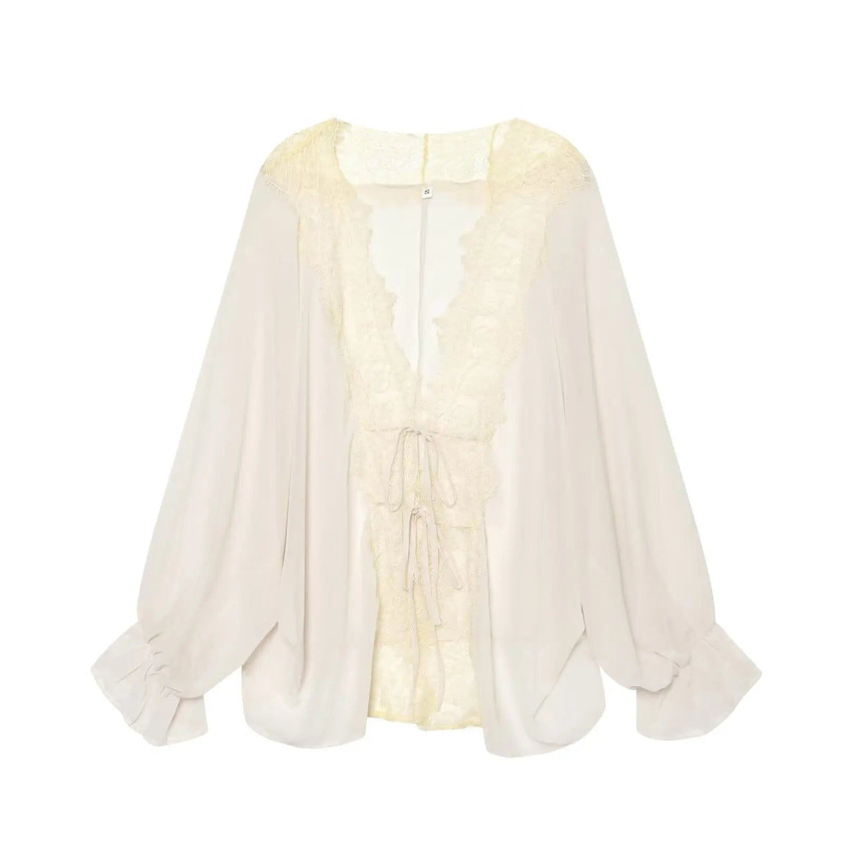 Lisa bluse med blondepatchwork
