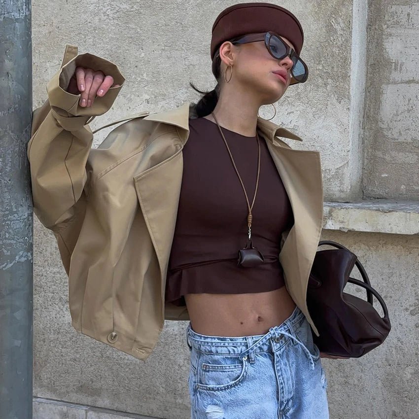 Lola kort plisseret trenchcoat