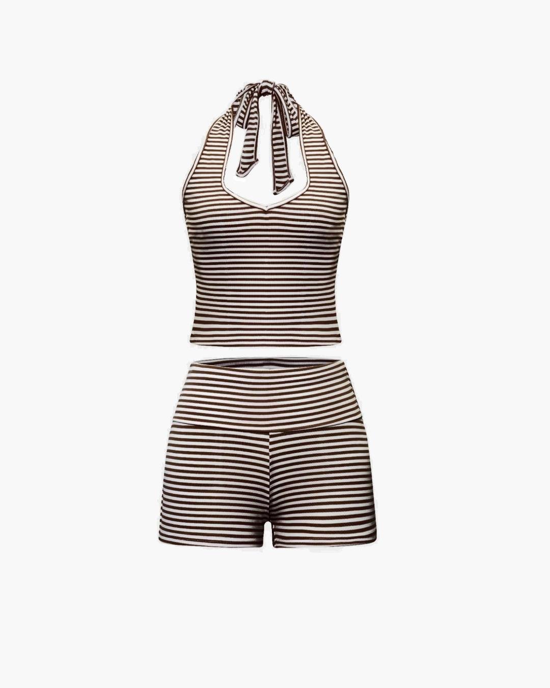 Lucy sæt med stribet halterneck-top og shorts