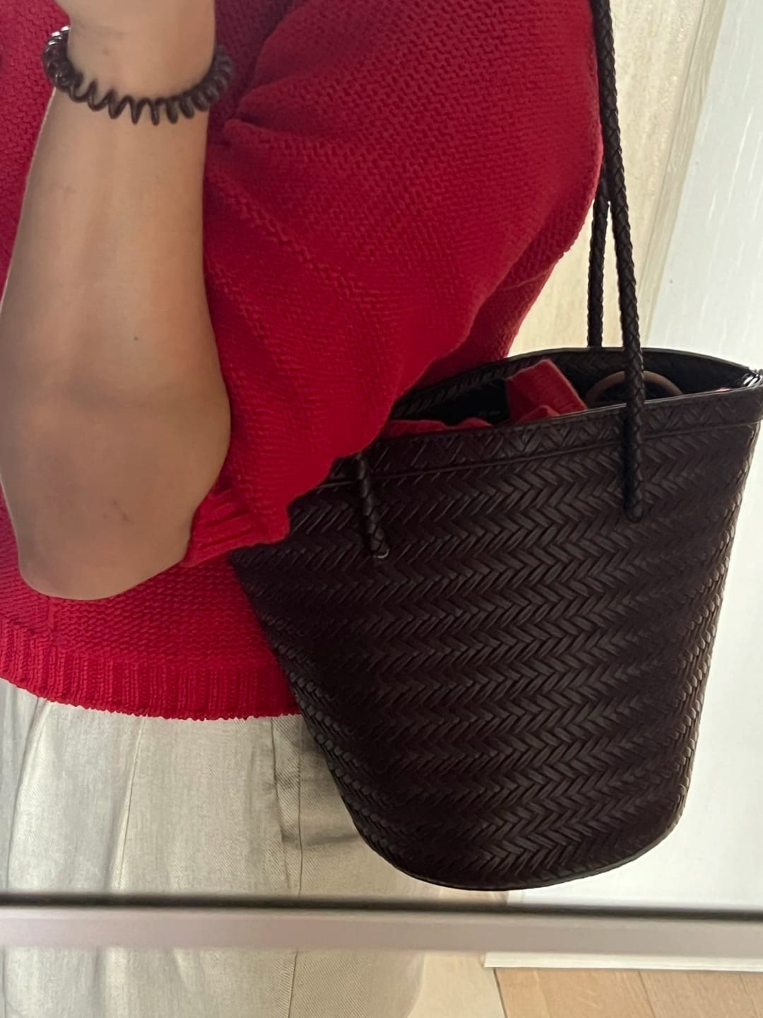 Meryl flettet bucket-taske med pung