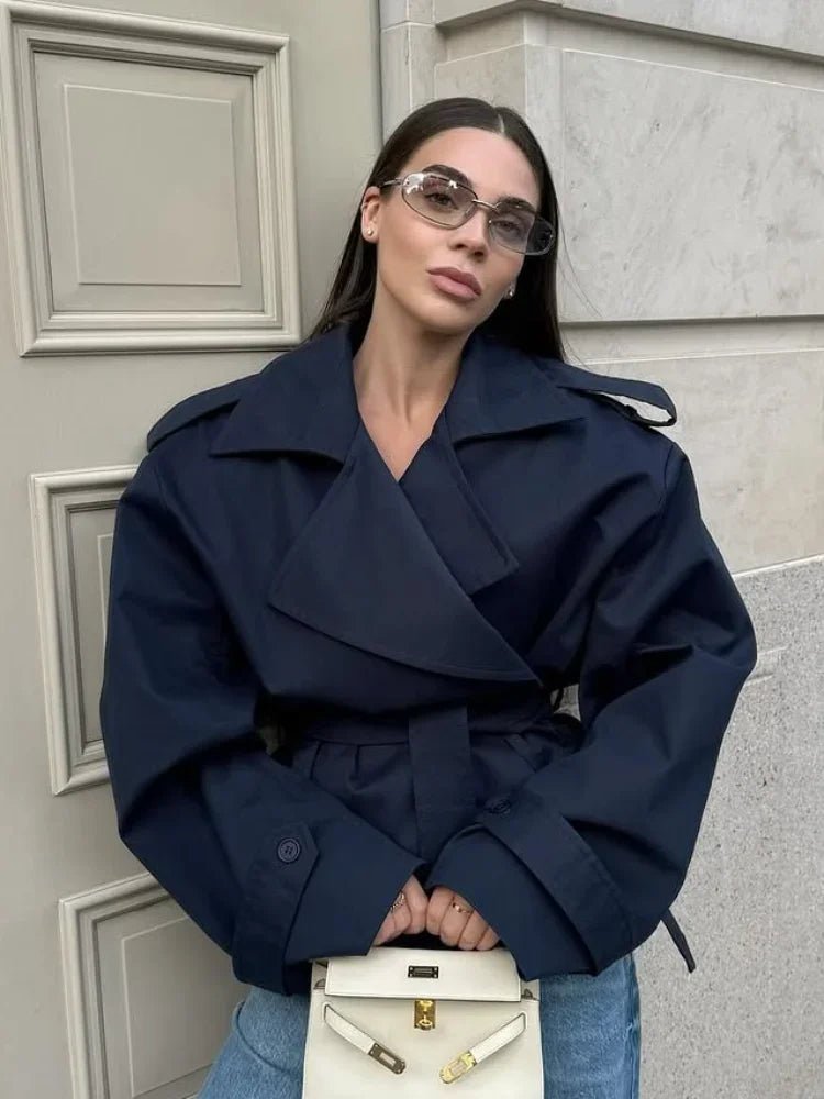 Molly cropped trenchcoat med bælte