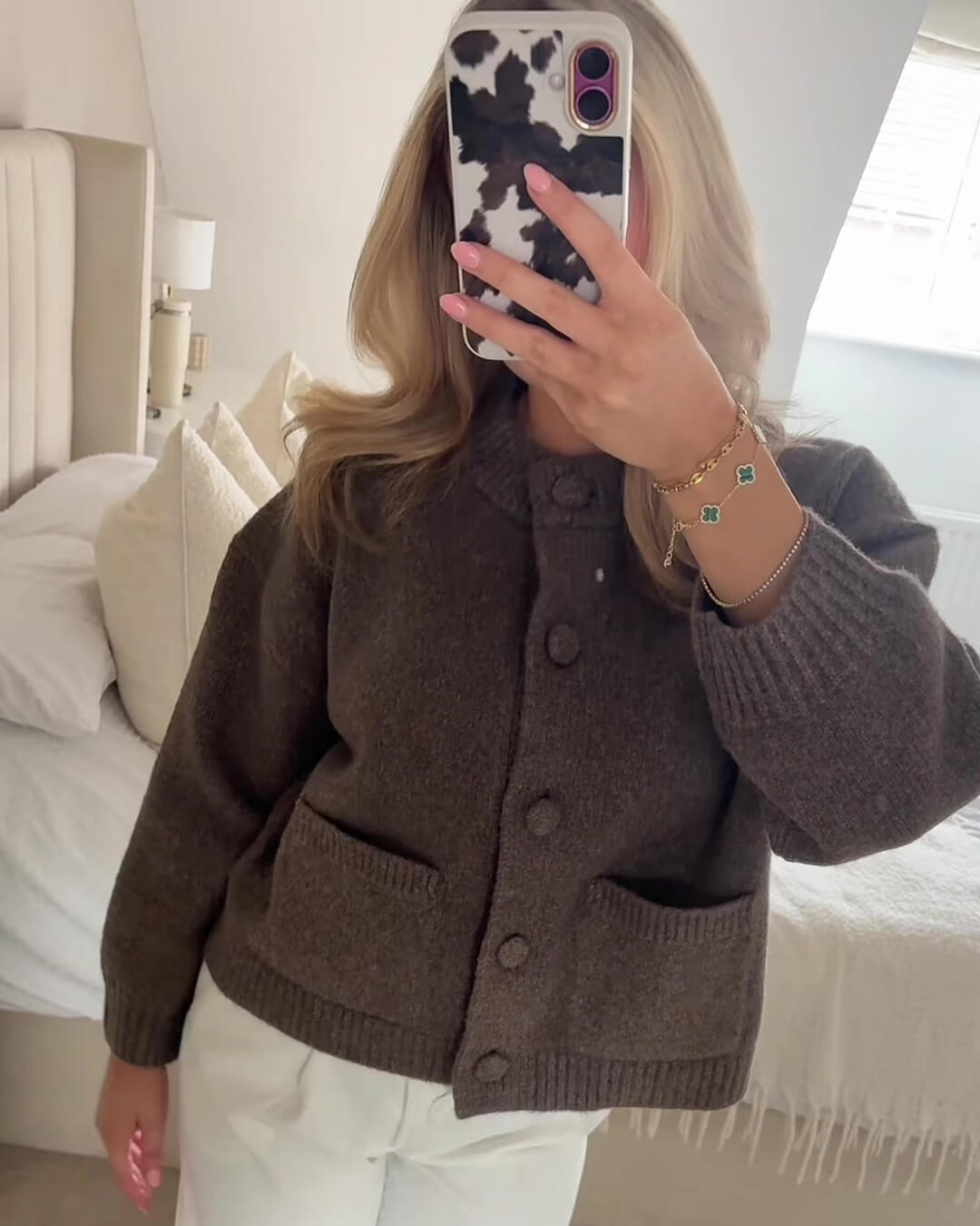 Nessa tykstrikket cardigan