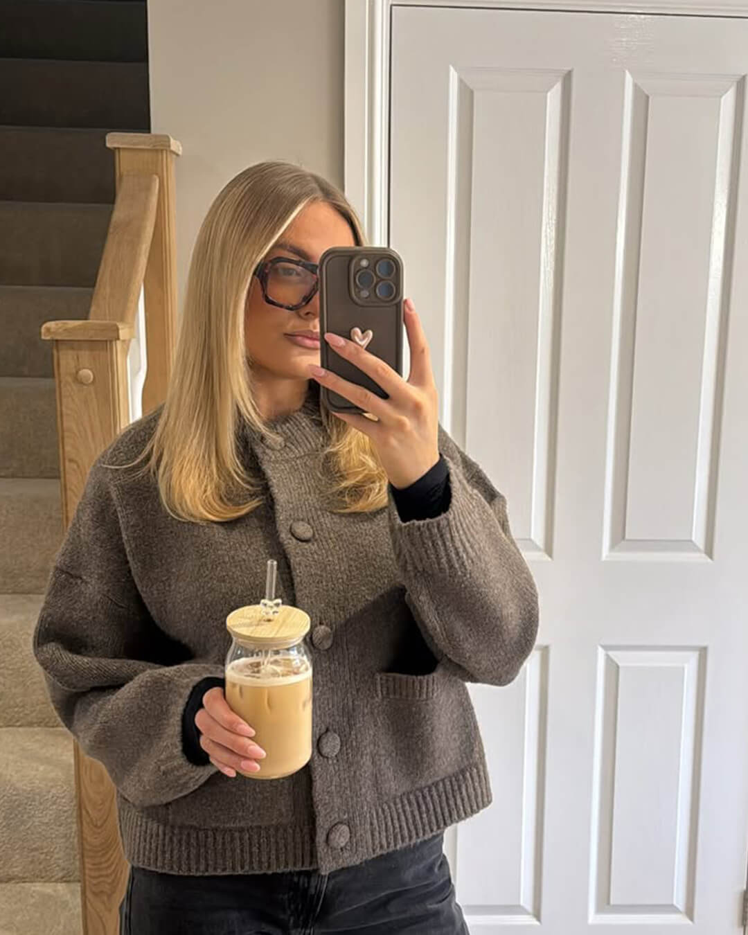 Nessa tykstrikket cardigan