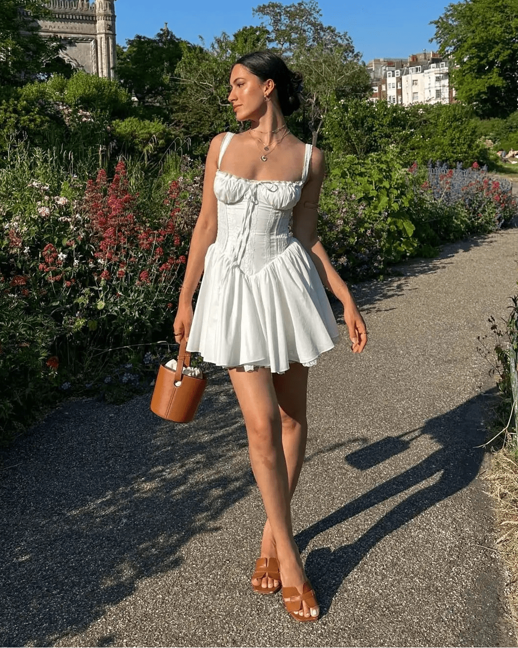 Perrine korset-minikjole