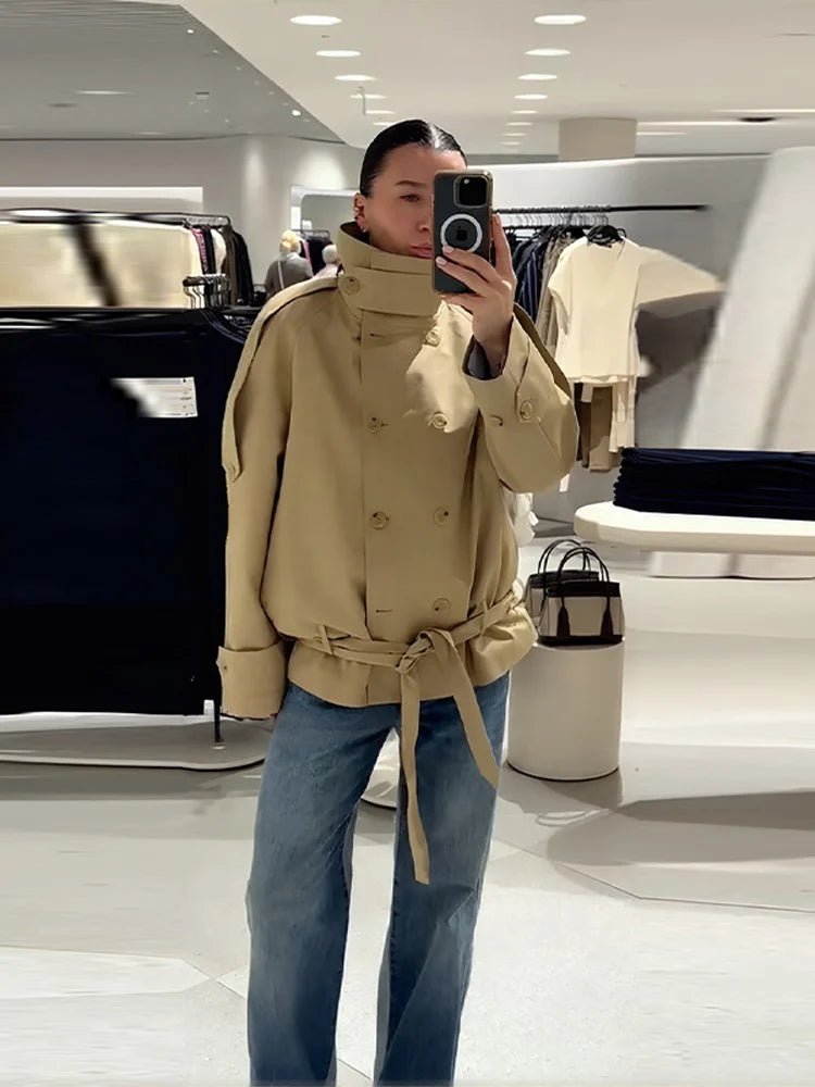 Phoebe cropped trenchcoat med snørelukning