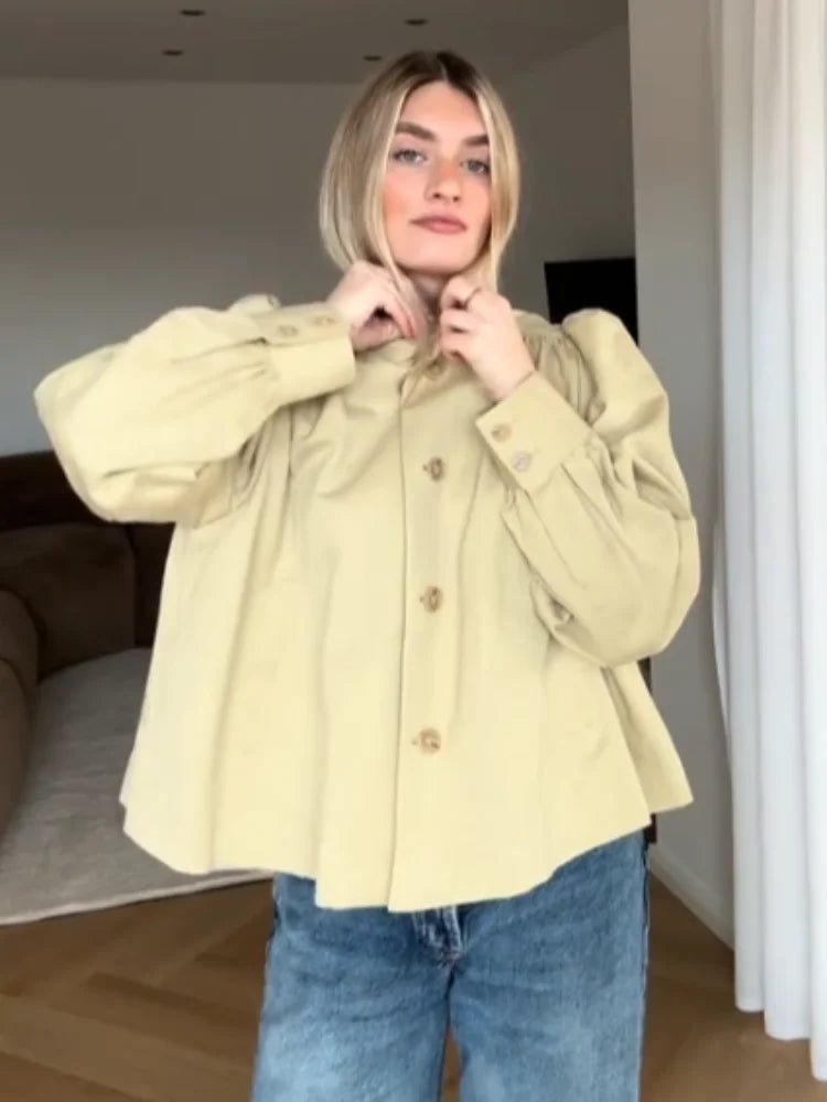 Pia jakke med pufærmer