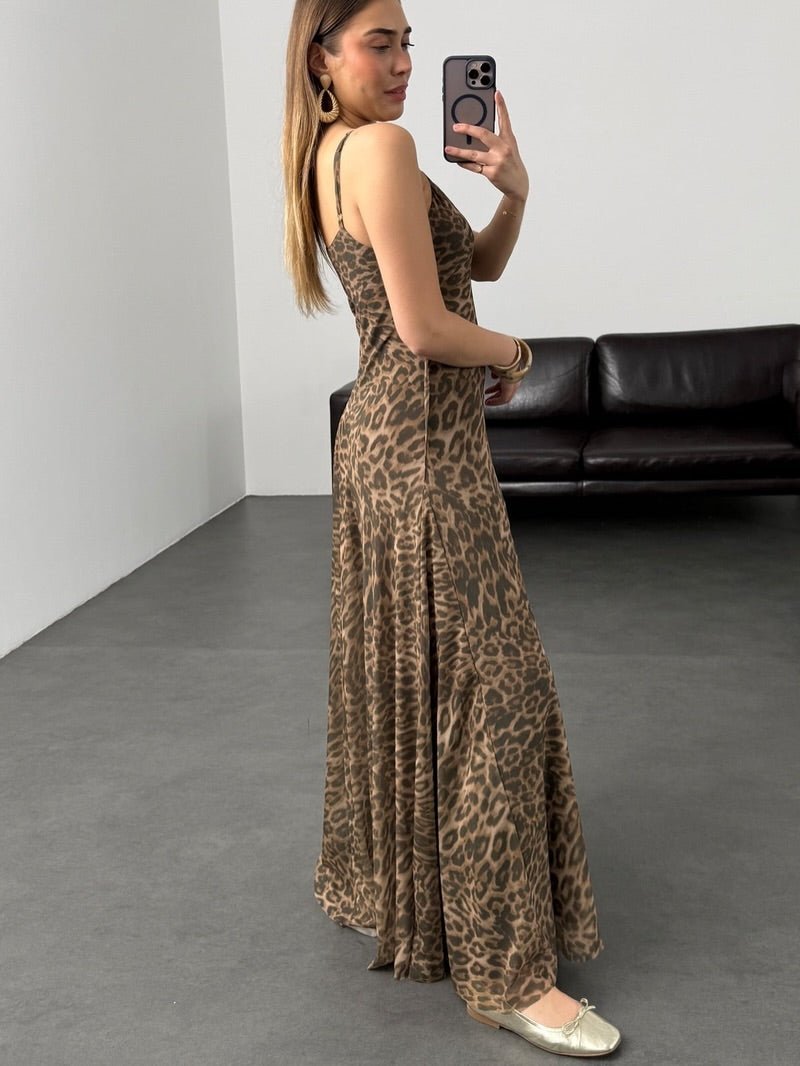 Sienna maxi-kjole med leopardprint og stropper