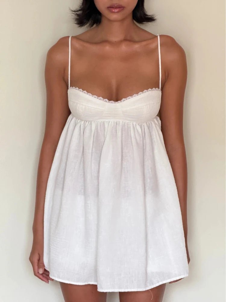 Sophia babydoll-sæt med blondedetaljer og shorts