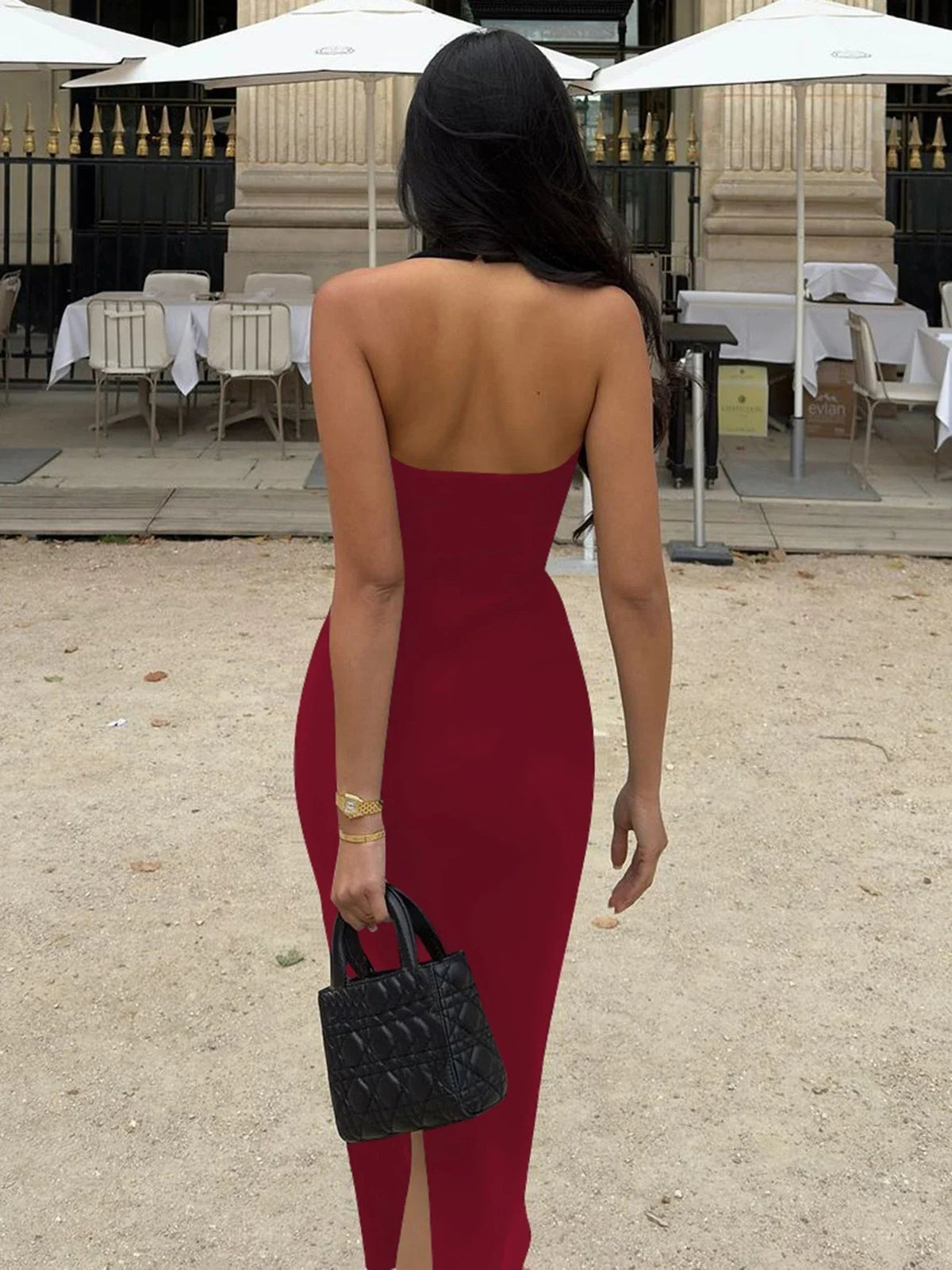 Yasmin figursyet maxikjole med halterneck