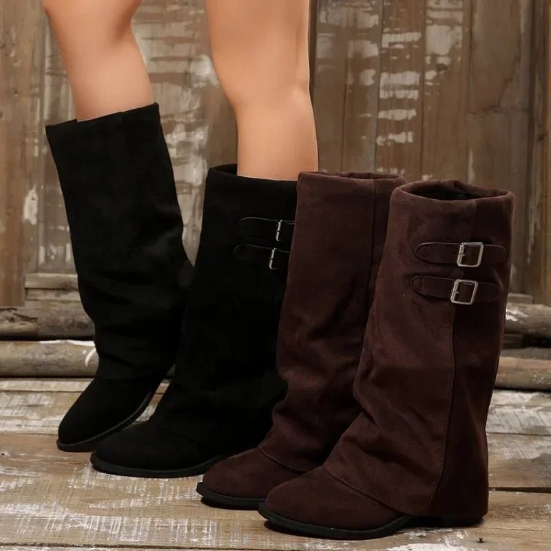 Rakel Buckle Knee-High Boots in black and brown – styled look